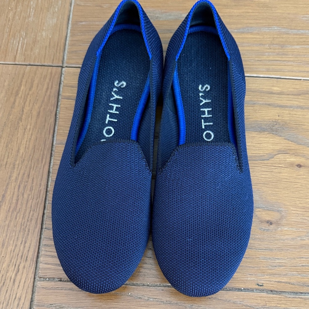 Women's Navy Rothy’s 6.5 removal insert.